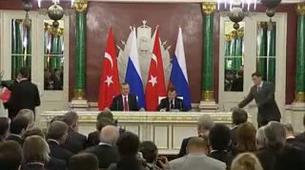 Erdogan meets Medvedev in Moscow - видео Новости и Политика